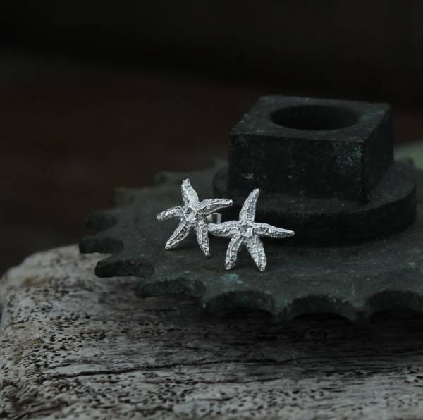 - a , silver Jewellery by Fay Page, measuring 1 x 1 cm (H x W) £90