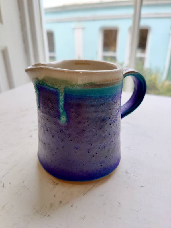 - a Ceramic by Bryony Rich, measuring 8 x 9 cm (H x W) £25
