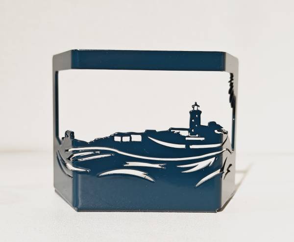 - a , metal Sculpture by Polygon Bear, measuring 5 x 7 cm (H x W) £14